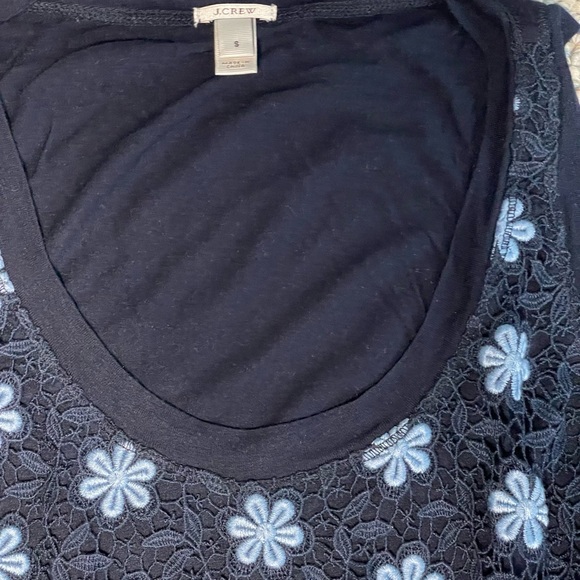 J. Crew Small Womens Tank Top Blue Flower Crochet Scoop Neck Preppy Shell A30 - Picture 6 of 7